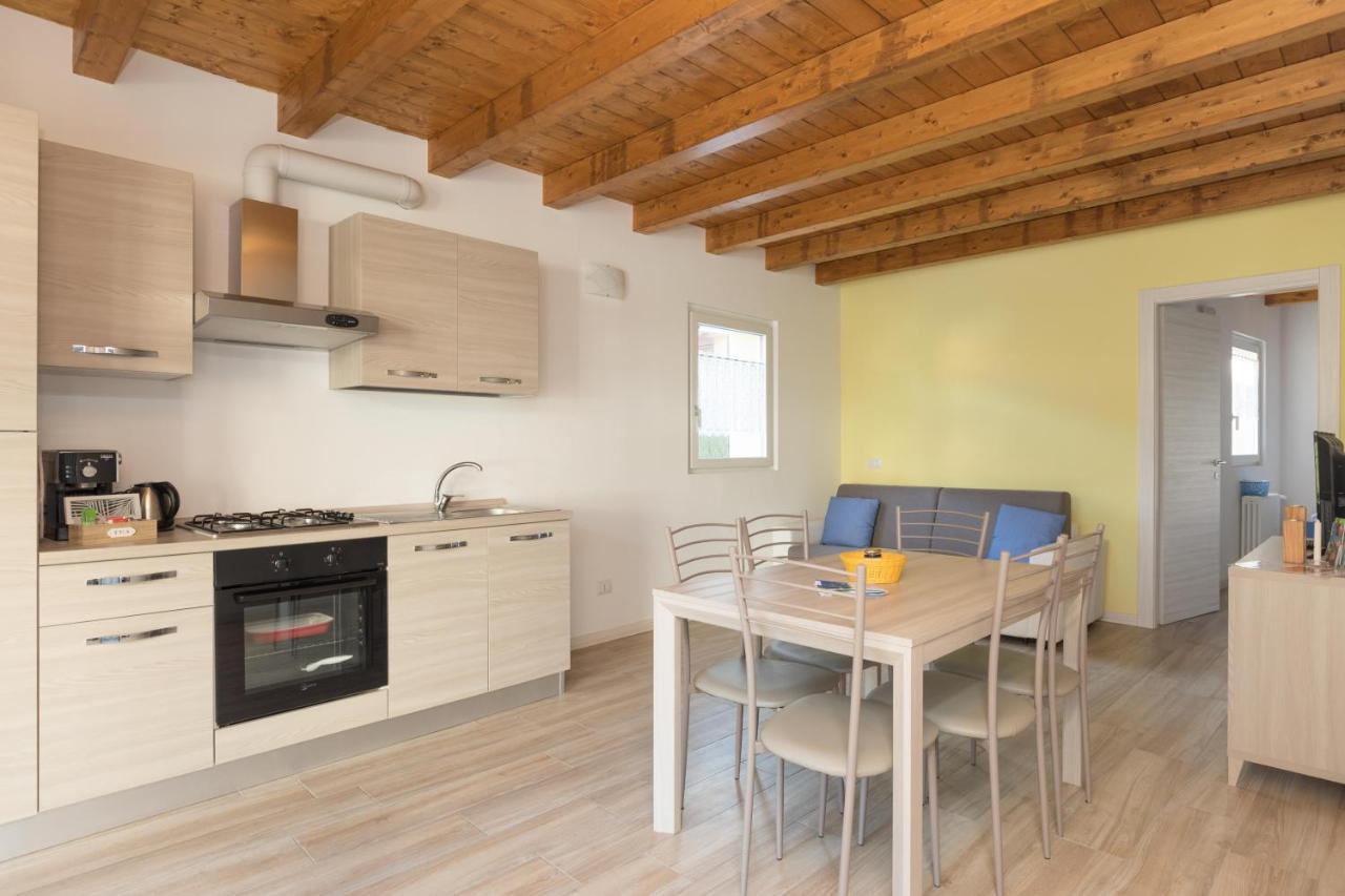 Residenze Lariane Apartment Colico Exterior photo