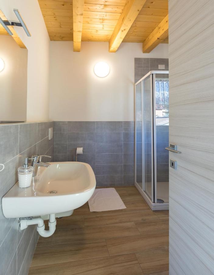 Residenze Lariane Apartment Colico Exterior photo